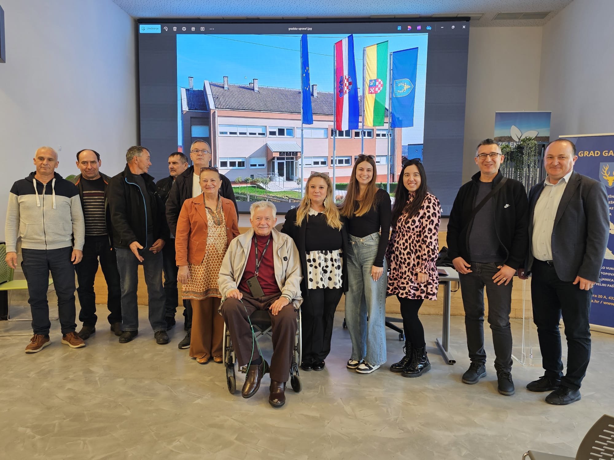 nevidljivi ali aktivni garešnica